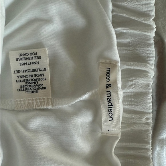 T.J.Maxx White Tiered Mini Skirt - Picture 4 of 4